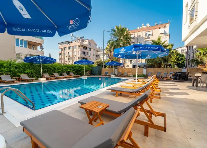 La Brisa Hotel